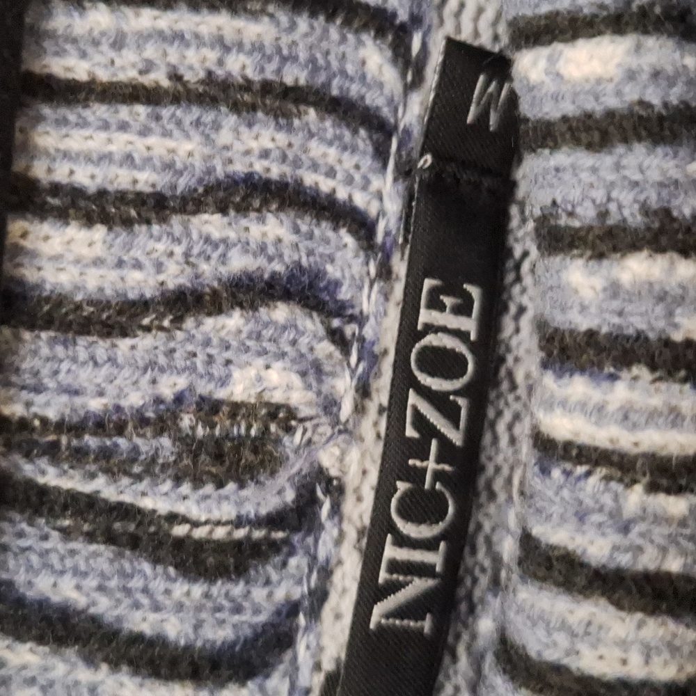 Sweater - Picture 3 of 3